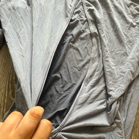 Lululemon Open Back Long Sleeve - Picture 4 of 5